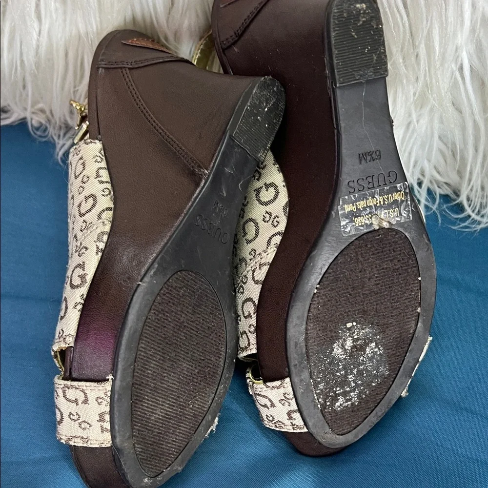 GUESS Beige Logo Slingbac Wedge with Gold Insole Size 6.5 - Picture 6 of 7